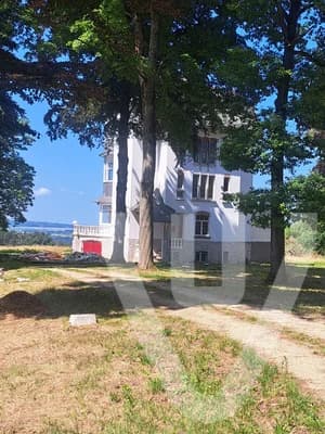 Community photo of Maffia Chateau / Maffia Villa in Belgium by Niels: Under renovation 1 building has alarm when u come to close for about a minute