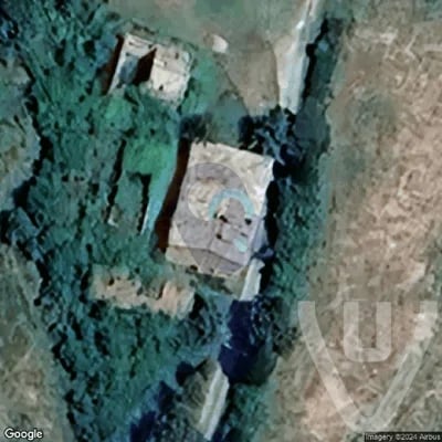 Il castello senza Re nel borgo di Nessuno abandoned location in Tuscany, Tuscany, Italy - House for urban exploration