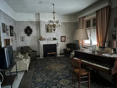 Maison Missionary / Huis van de Afrikaanse Pastoor / House of the African Pastor abandoned location in Flanders, Flanders, Belgium - House - highly rated urbex spot for urban exploration