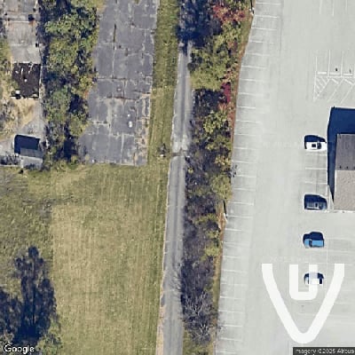 The Basic Pool abandoned location in Kentucky, Kentucky, United States - Swimmingpool for urban exploration